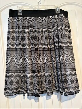 cleo Black and White Lace-Print Circle Skirt